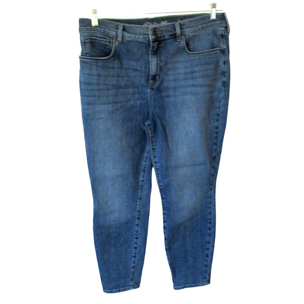 Eddie Bauer Women’s Skinny Jeans in Blue Wash